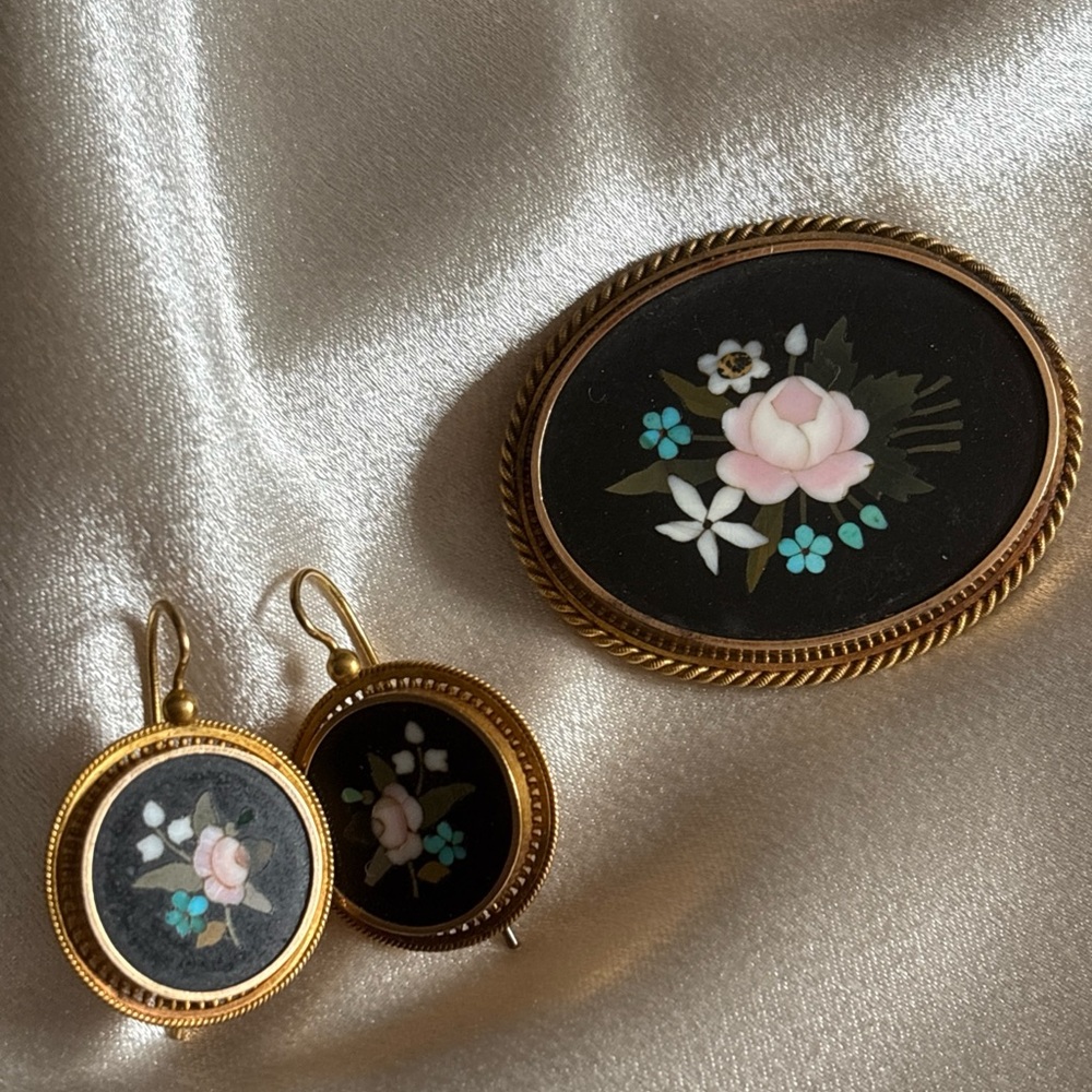 💎RARE AUTHENTIC💎Genuine 14k Gold Pietra Dura Antique Brooch and Earring Set
